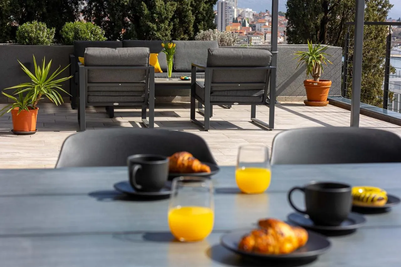 Amai Apartment سبليت
