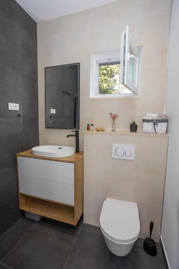 Amai Apartment سبليت 0*,